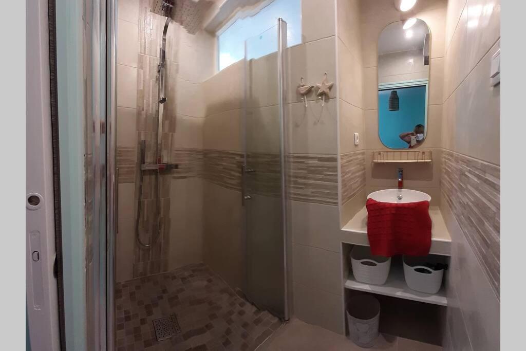 Plonéour-Lanvern 16 Rdc Maison 2Ch-2Sdb-2Wc 6 Personnes Les Gites Bigoudens מראה חיצוני תמונה